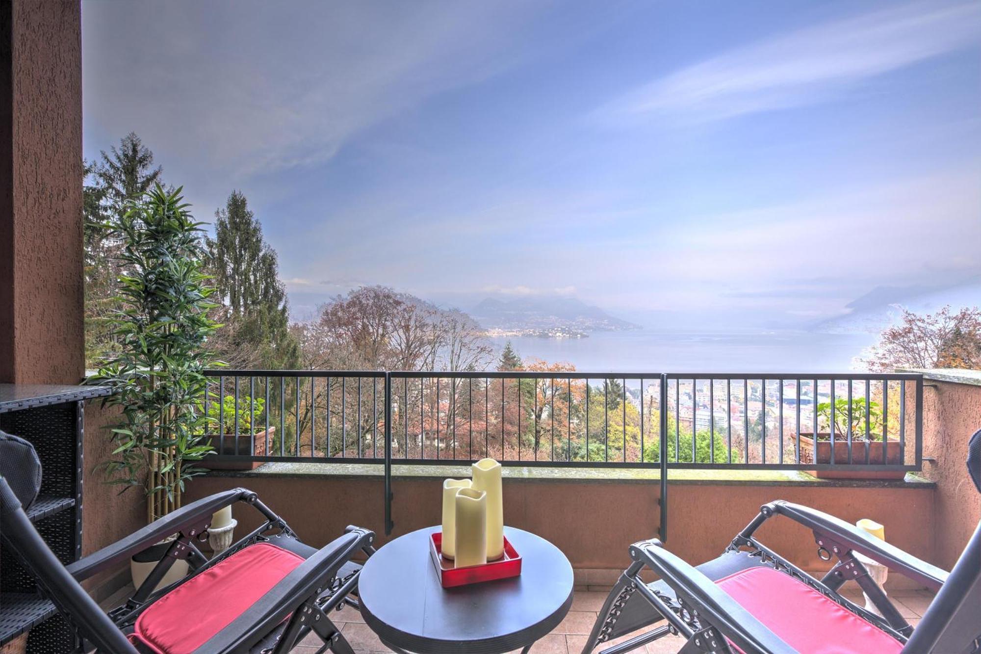 La Bellavista Penthouse Apartment Стреза Екстериор снимка